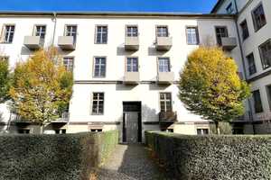 Tolle frisch renovierte Maisonettewohnung! Parkett! Terrasse! Wannenbad!! – Dresden – Vorschaubild 4