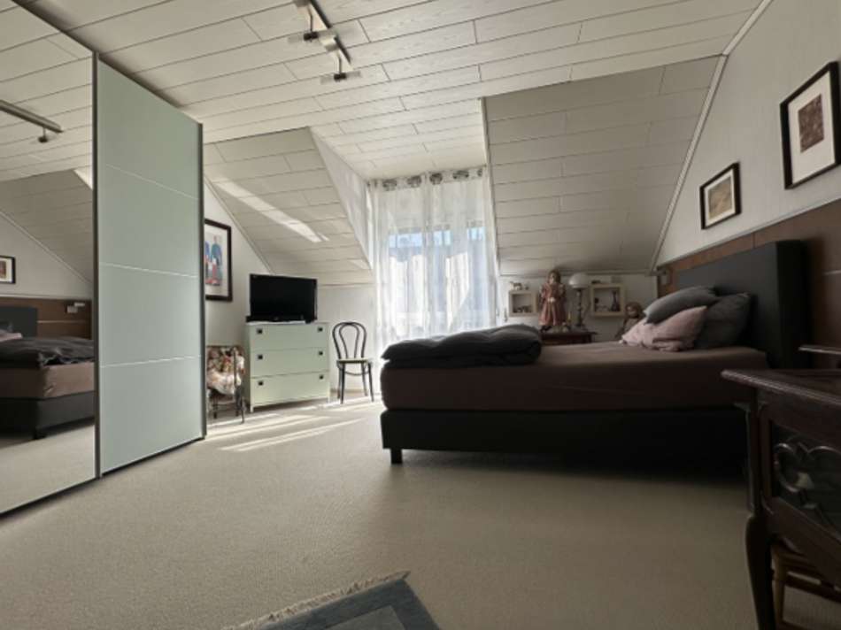 Schlafzimmer 1