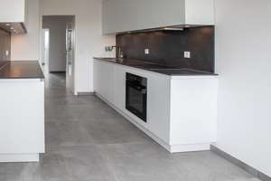 Toplage  - Thon / 4-Zimmer-Wohnung mit Balkon – Die vollständige Adresse der Immobilie erhältst du vom Anbieter., 90425 Thon, Nürnberg – Vorschaubild 5