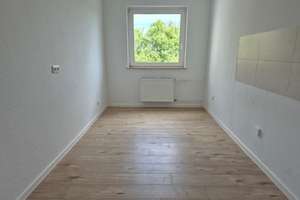 Traumhafter Weitblick und modernisierte 2-Zimmerwohnung dazu. – Greifswalder Str. 3, 42109 Uellendahl-Katernberg, Wuppertal – Vorschaubild 6