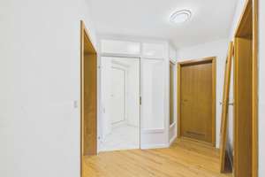 Attraktive 2-Zimmer-Wohnung in München: Perfekte Kombination aus Wohnkomfort und Lage – Dietzfelbingerplatz 6, 81739 Altperlach, München – Vorschaubild 4