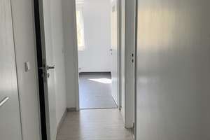 Familienfreundliches Wohnen: 4 Zimmer mit Balkon und Wohlfühlcharakter – Rothenburger Str. 183, 90439 St. Leonhard, Nürnberg – Vorschaubild 6