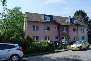 Geräumige Dachgeschosswohnung mit Balkon! (WBS für zwei Personen erforderlich) – Schöne Aussicht 1, 44894 Langendreer, Bochum – Vorschaubild 2