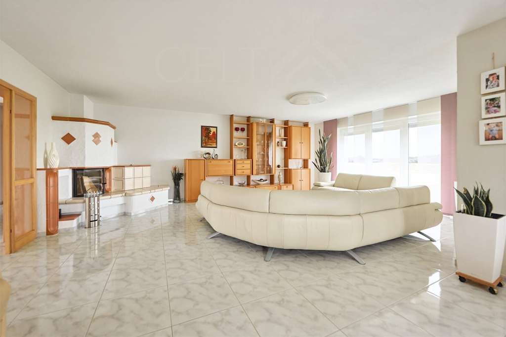 Immobilie in Inzigkofen - Traumhafte Hanglage – Zweifamilienhaus mit Panorama in Inzigkofen - Bild 4