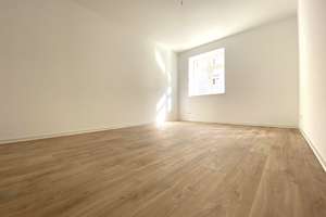 Wunderschöne helle 3-Zi-Whg mit großem Süd-West-Balkon und EBK - Stellplätze in Parkhaus – Die vollständige Adresse der Immobilie erhältst du vom Anbieter., 99085 Krämpfervorstadt, Erfurt – Vorschaubild 3