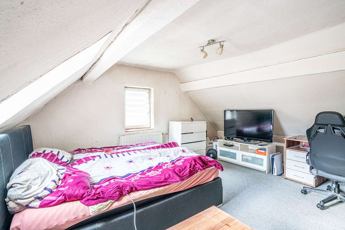 Immobilie in Bedburg - Historisches Wohnhaus anno 1860 mit modernem Anbau, Kamin & Entwicklungspotenzial - Bild 6