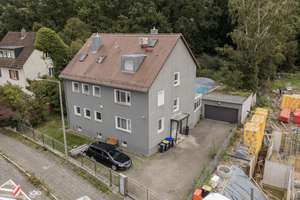 Charmantes Zweifamilienhaus mit großem Garten & Pool in ruhiger Lage – Motterstraße 20, 90451 Eibach, Nürnberg – Vorschaubild 1