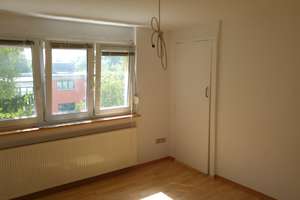 Geräumiges 5-Zimmer Einfamilienhaus in Frankfurt-Praunheim – Damaschkeanger 114, 60488 Praunheim, Frankfurt am Main – Vorschaubild 8