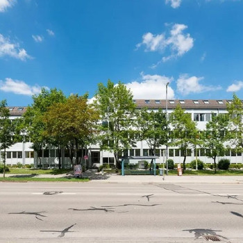 STOCK - Produktions- und Lagerfläche | Lastenaufzug | Trudering-Riem