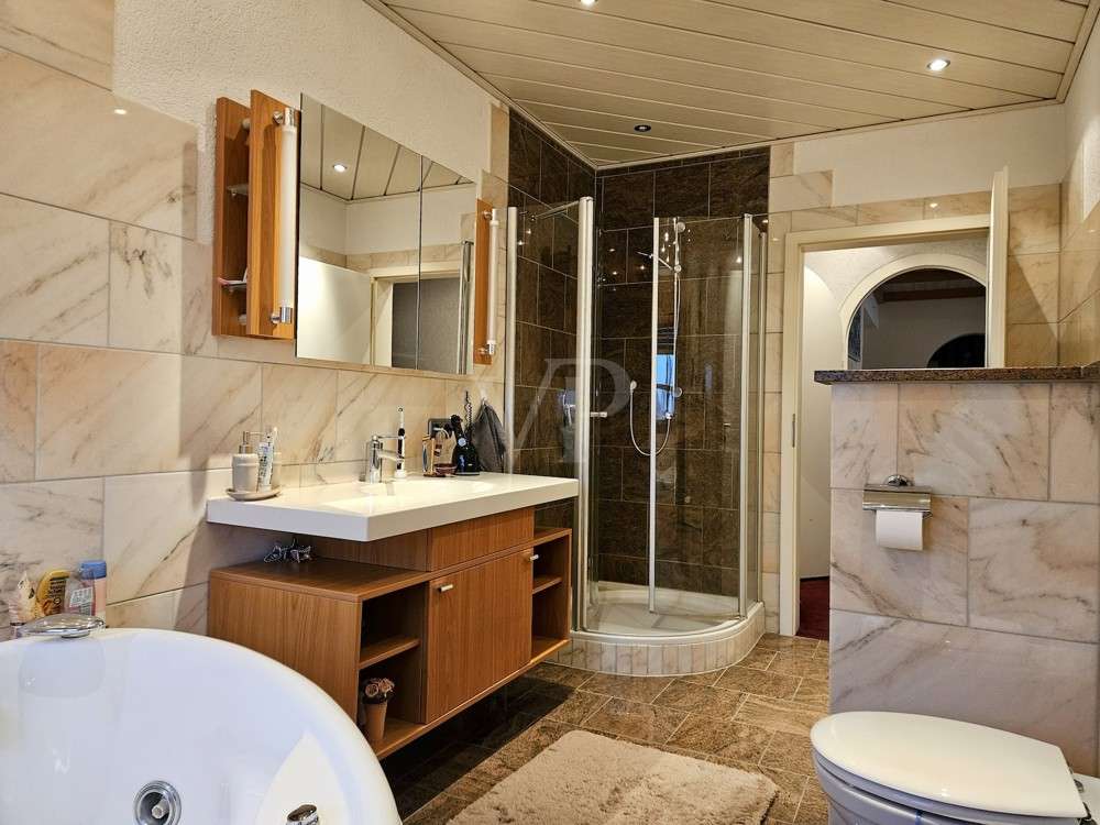 Immobilie in Aurach - Stilvolle Architektenvilla mit großem Grundstück - Bild 5