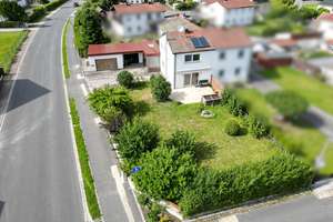 Sanierte Doppelhaushälfte mit großen Garagen und separatem Büro – Wolfgang-Droßbach-Straße 39, 92242 Hirschau – Vorschaubild 2