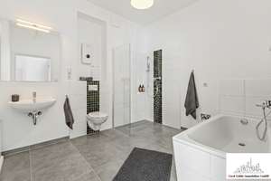 Besichtigungen Sa/So ☎️ 0172/3261193 - Helle 2-Zi-DG-Wohnung mit Wannenbad & Fußbodenheizung – Die vollständige Adresse der Immobilie erhältst du vom Anbieter., 10179 Mitte (Ortsteil), Berlin – Vorschaubild 5