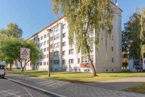 Frisch saniert zum 01.10.2026 - schick, hell, sonnig mit Blick auf den Nordpark – Pappelallee 18, 39106 Alte Neustadt, Magdeburg – Vorschaubild 2