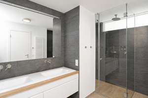MÜNCHEN LEHEL: Moderne 3,5-Zimmer-Wohnung! – Widenmayerstraße 39, 80538 Englischer Garten, München – Vorschaubild 11