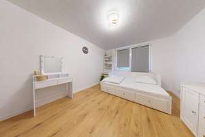Modernisierte Zwei-Zimmer-Wohnung nähe EZB – 60314 Ostend, Frankfurt am Main – Vorschaubild 3