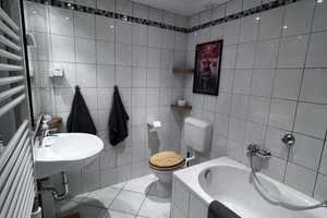 100qm Wohnung Zentral in Benrath gelegen und Erholung pur um‘s Eck! – Düsseldorf – Vorschaubild 10
