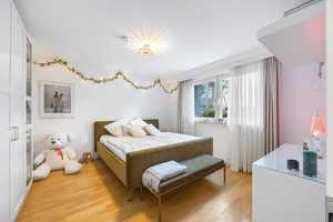 Stilvolles Wohnen im Architektenhaus mit privatem Poolparadies in Bestlage – Neuss (Rhein-Kreis) – Vorschaubild 11
