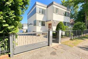 Selten, aber wahr - 2 Mehrfamilienhäuser auf exklusivem Wassergrundstück – Die vollständige Adresse der Immobilie erhältst du vom Anbieter., 13467 Hermsdorf, Berlin – Vorschaubild 7