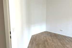 *Geräumige und gepflegte 2 Zimmer Mietwohnung mit Balkon und Aufzug in ruhigem Haus, KR Innenstadt* – Gladbacher Str. 6, 47798 Krefeld – Vorschaubild 4