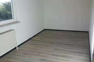 Schöne, helle 4,5-Zimmer-Wohnung in Wurmberg – Stangenäckerstrasse 8, 75449 Wurmberg – Vorschaubild 4