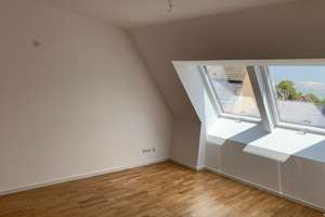 Von Privat! Moderne 3 Zi. Eigentumswohnung, mit Tiefgaragenstellplatz und Aufzug in begehrter Lage  – Die vollständige Adresse der Immobilie erhältst du vom Anbieter., 51069 Dellbrück, Köln – Vorschaubild 12