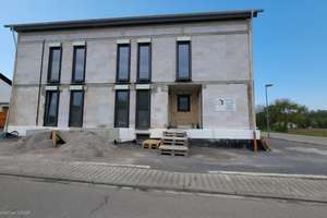 Erstbezug - erstklassige 3-Zimmerwohnung mit ca. 112 m² Wohnfläche, Dachterrasse und Carport – Die vollständige Adresse der Immobilie erhältst du vom Anbieter., 68794 Oberhausen-Rheinhausen – Vorschaubild 3