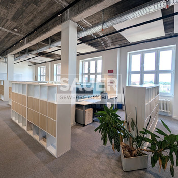 275 m² - Arbeiten mit Weitblick im Funkwerk! *1295*