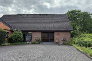 Solides Einfamilienhaus mit Gewerbehalle und Ausbaupotential – Kleve (Kreis) – Vorschaubild 2