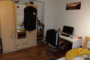 Studenten- Wohnung Direkt an der Uni Bibliothek - Himmelgeister Str. – Die vollständige Adresse der Immobilie erhältst du vom Anbieter., 40225 Bilk, Düsseldorf – Vorschaubild 3