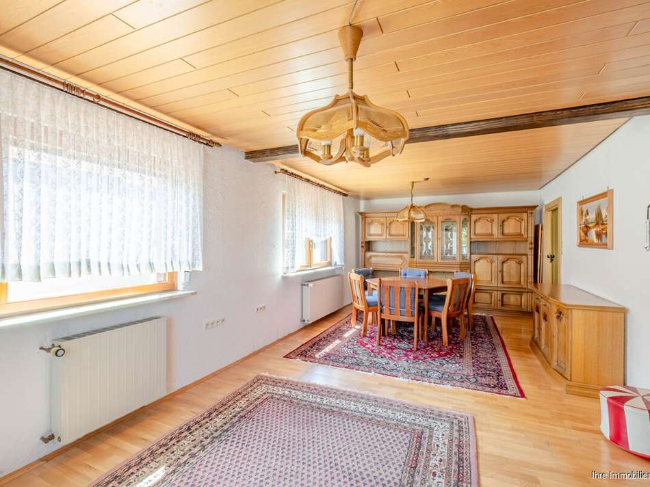 Wohn- und Esszimmer