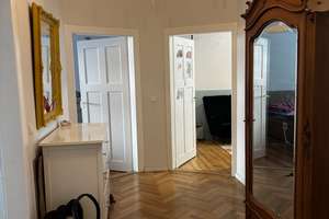 Großzügige 3‑Zimmer‑Altbauwohnung mit Balkon & Gartenmitnutzung in Karlsruhe‑Oststadt – Die vollständige Adresse der Immobilie erhältst du vom Anbieter., 76131 Oststadt, Karlsruhe – Vorschaubild 7