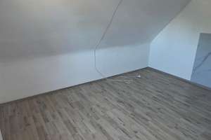 Exklusives 10 Zimmer Luxus-Einfamilienhaus mit Einbauküche, Gäste-WC  und Terrasse – 98666 Masserberg – Vorschaubild 21