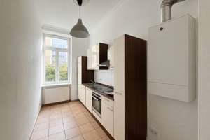 Stilvolle 4-Zimmer-Altbauwohnung in Wiesbaden, Bahnhofsnähe – 65185 Mitte, Wiesbaden – Vorschaubild 4
