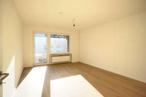 Anfragestopp:Sanierte 2-Zimmer-Wohnung – Die vollständige Adresse der Immobilie erhältst du vom Anbieter., 23558 Sankt Lorenz Süd, Lübeck – Vorschaubild 1