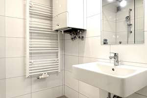 Saniertes Appartement in ruhiger Seitenstraße mit Einbauküche und Balkon – Die vollständige Adresse der Immobilie erhältst du vom Anbieter., 40217 Unterbilk, Düsseldorf – Vorschaubild 23