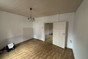 Renovierungsbedürftiges Haus mit 4 Zimmern und Garage in Steinalben – Bahnhofstraße 7, 66851 Steinalben – Vorschaubild 11