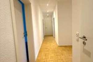 Stilvolle 4-Zimmer-Wohnung im Herzen der Stadt Wiesbaden – Taunusstraße 40, 65183 Mitte, Wiesbaden – Vorschaubild 1