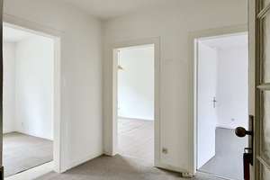 Stadthaus für die große Familie oder Mehrparteien-Projekt mit Modernisierungsbedarf – Die vollständige Adresse der Immobilie erhältst du vom Anbieter., 41061 Am Wasserturm, Mönchengladbach – Vorschaubild 15