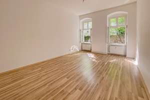 EINMALIGE GELEGENHEIT! GROßZÜGIGE & INTERESSANTE ALTBAUWOHNUNG MIT CA. 48 m² GARTEN! PROVISIONSFREI! – Lübecker Straße 29, 10559 Moabit, Berlin – Vorschaubild 3