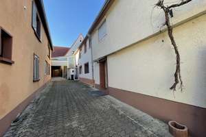 Zweifamilienhaus mit Ausbaupotenzial im charmanten Weinort Edenkoben – Die vollständige Adresse der Immobilie erhältst du vom Anbieter., 67480 Edenkoben – Vorschaubild 4