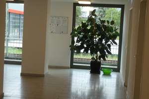 PF-ruhige Innenstadtlage - neuwertige, sonnige 3-Zi.-Whg. mit großem Balkon u. TG-Stellplatz! – Tunnelstr. 50, 75172 Weststadt, Pforzheim – Vorschaubild 2