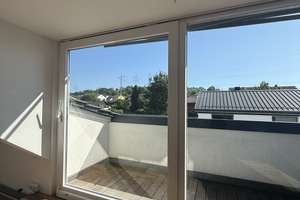 Großzügige Loft-Dachgeschosswohnung mit Terrasse und Blick auf Weinberge & Felder – Die vollständige Adresse der Immobilie erhältst du vom Anbieter., 75210 Keltern – Vorschaubild 3