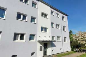 Wohnen im Grünen, aber zentral! WG-geeignete 3-Zimmer-Wohnung nahe Uni