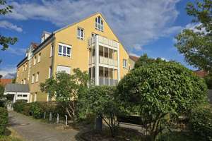 Sofort vermietbar! Oder doch lieber selbst beziehen? Geräumige 2-Zimmer-Wohnung mit Entwicklungspote