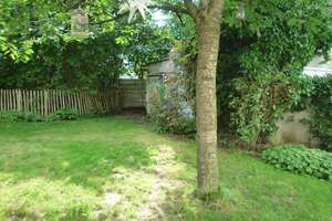  Großzügige 2,5-Zimmer-Wohnung EG, EBK, Parkett, Kaminofen, Terrasse, Süd-Garten & Garage – Natruper Straße 115, 49076 Hafen, Osnabrück – Vorschaubild 13
