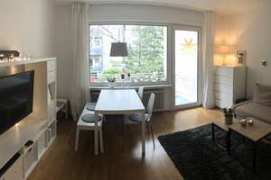 Deutz ist in - 200 Meter zur Rheinpromenade - DG Maisonette - Spitzboden - EBK -Balkon