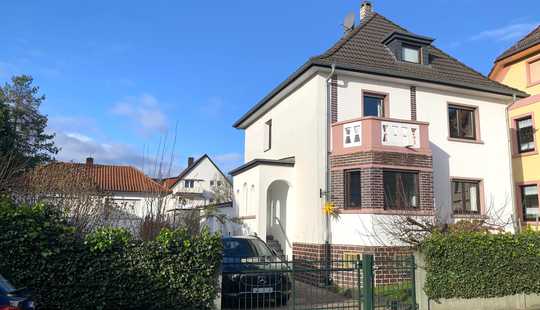 Bild von Provisionsfrei für Kaufende: Elegantes Einfamilienhaus in Toplage von Obertshausen!