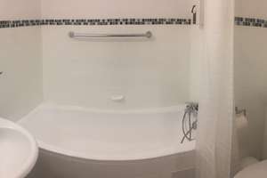 Property thumbnail 11