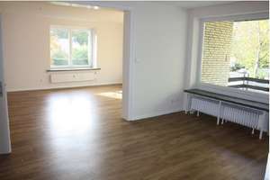 Ihr neues Zuhause in Volksdorf : großzügige 4,5-Zimmer-Eigentumswohnung mit Loggia und Balkon – Die vollständige Adresse der Immobilie erhältst du vom Anbieter., 22359 Volksdorf, Hamburg – Vorschaubild 5