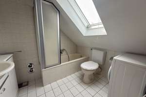 2-Zimmer-Maisonette-Wohnung in Ingolstadt-Süd - Perfekt für Singles oder Paare – Die vollständige Adresse der Immobilie erhältst du vom Anbieter., 85051 Münchener Straße, Ingolstadt – Vorschaubild 9